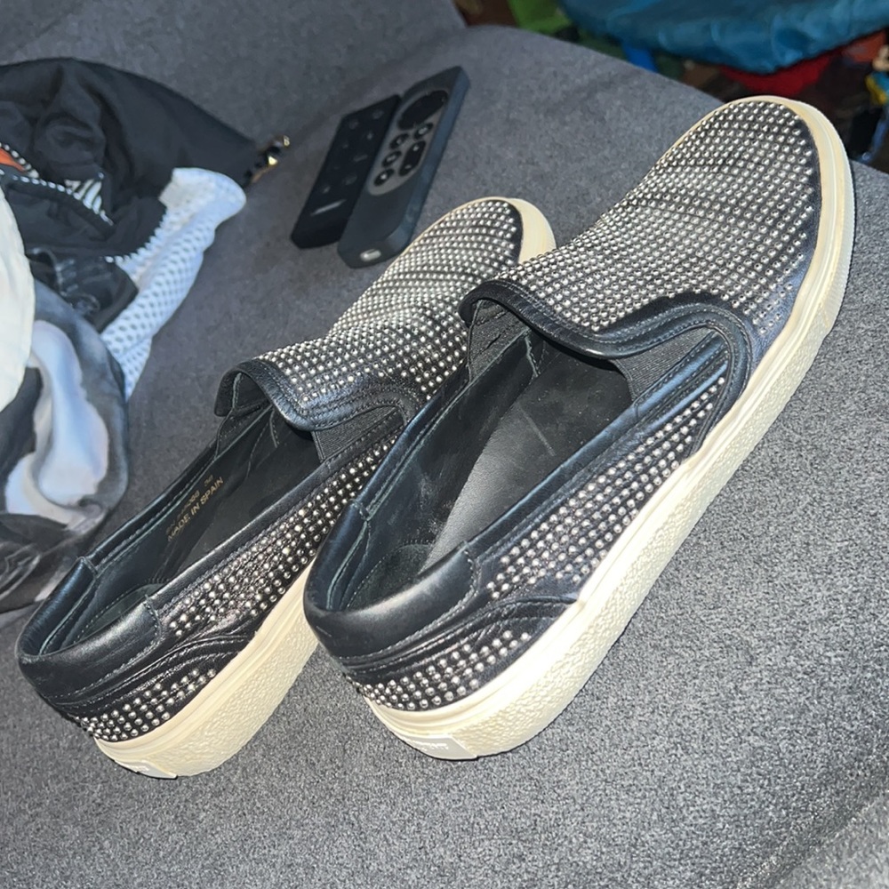 Saint Laurent studded sneakers - Picture 6 of 10